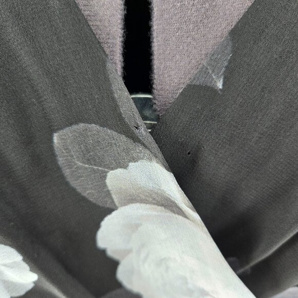 616-33 City Chic Black & Gray Roses Tiered Plunge Maxi dress Size 20 - Picture 5 of 12